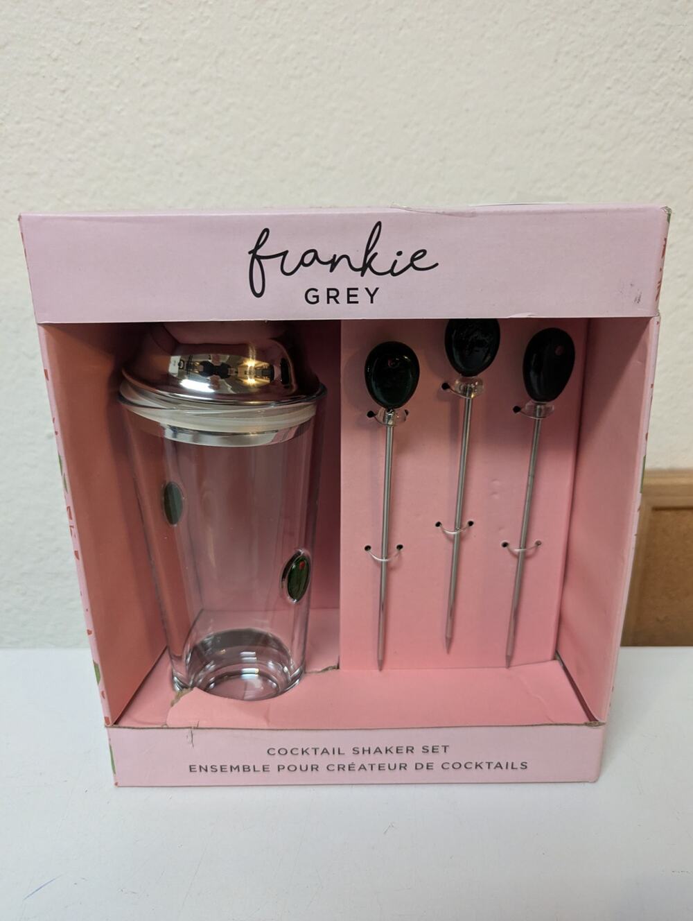 Frankie Grey glass cocktail shaker w/ three cocktail metal picks olive theme NIB
